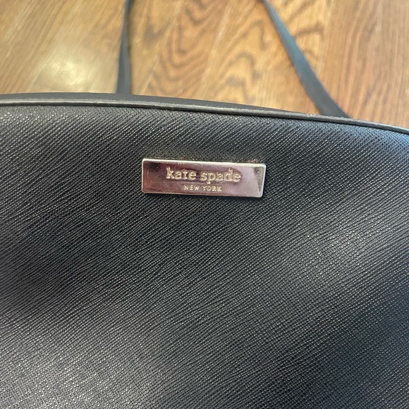 Kate Spade Newbury Lane Cammie Crossbody in black. Gently used - Picture 5 of 7